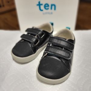 Ten Little Toddler Sneaker Size 6.5